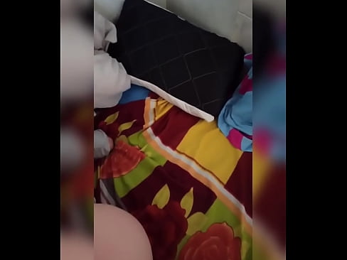 ❤️ زميلتي في السكن تبقى في المنزل بمفردها لأن زوجها يذهب في إجازة وأغتنم الفرصة لمضاجعتها وملء مؤخرتها بالحليب عندنا٪ ar.hentaidude.ru٪؛ ❌️